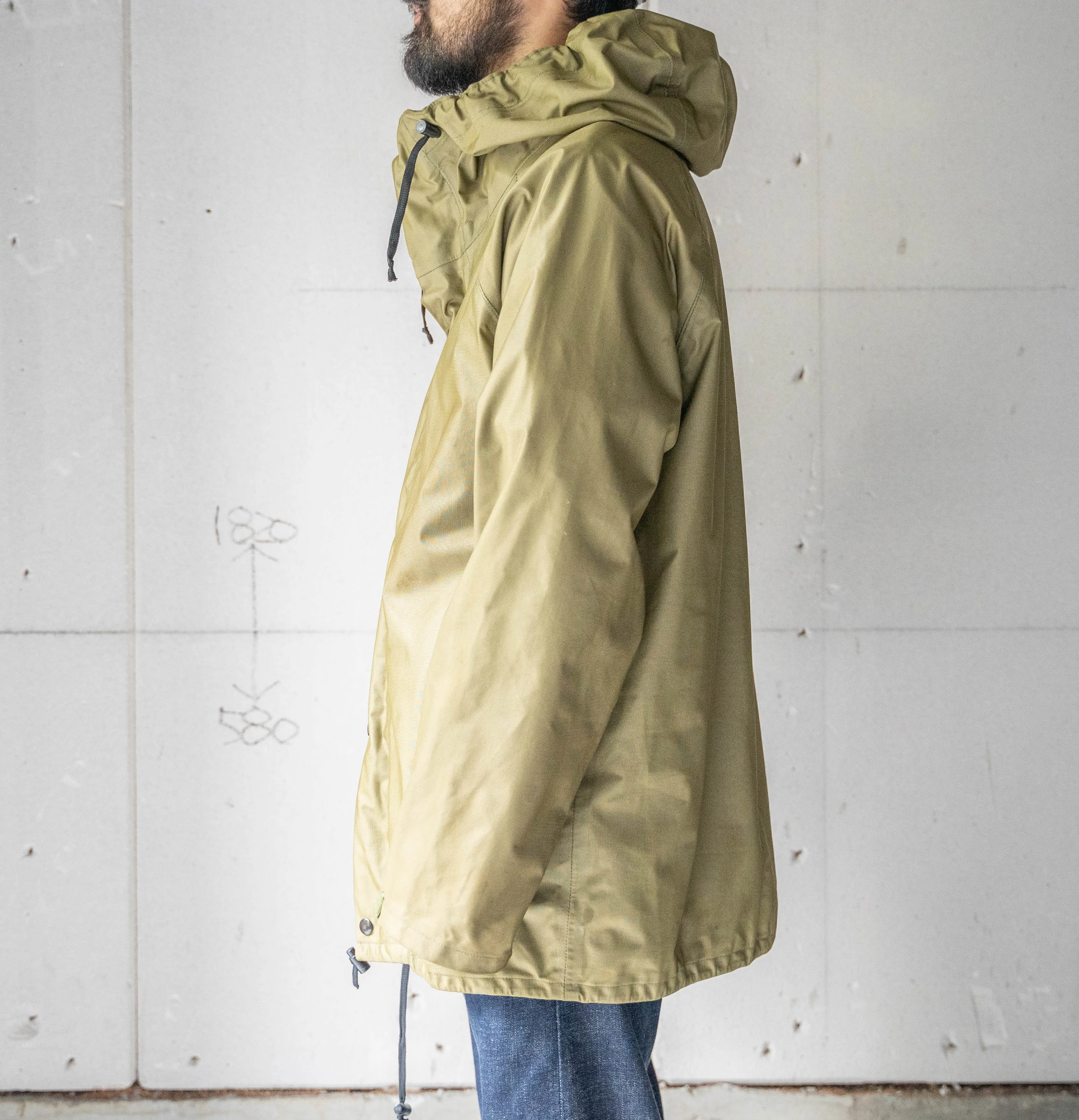 around 1980s khaki color GORE-TEX mountain parka