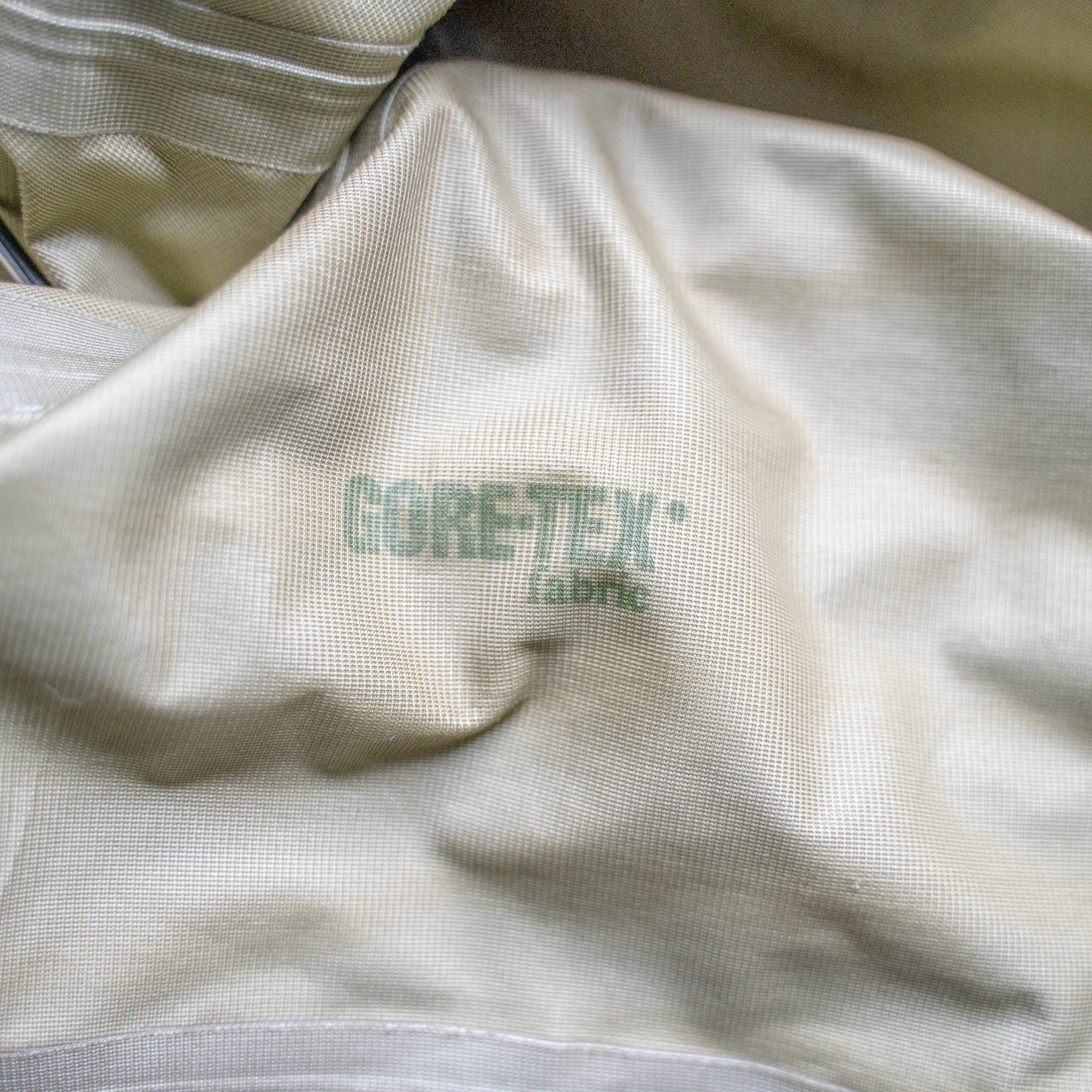 around 1980s khaki color GORE-TEX mountain parka