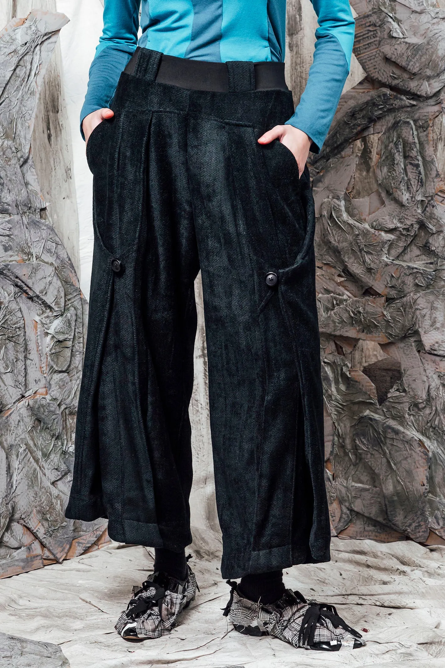 AW24 LYNDON BUTTON FLARE PANTS - OBSIDIAN CHENILLE