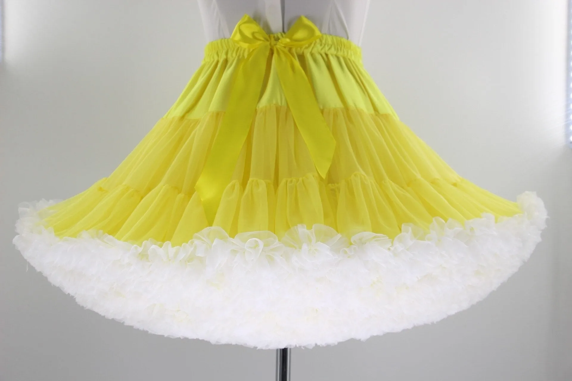 Colorful Women's Tutu Skirt Adult Tulle Ballet Dance Costume Fluffy Short Petticoat