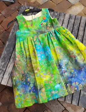 Girls zingy batik summer dress, age 6-7, 24 inch chest 100% cotton