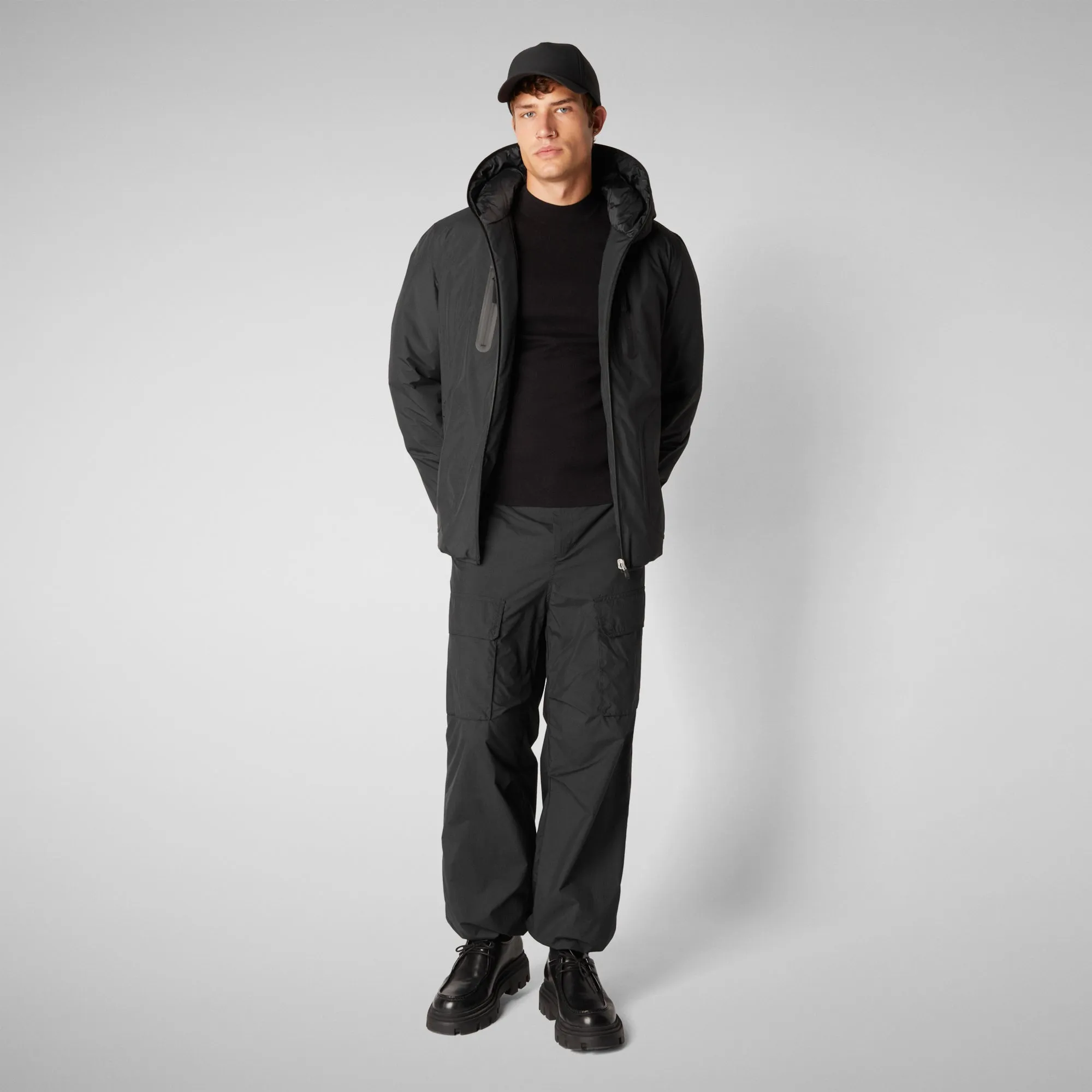 Man's hooded parka Benedict in black