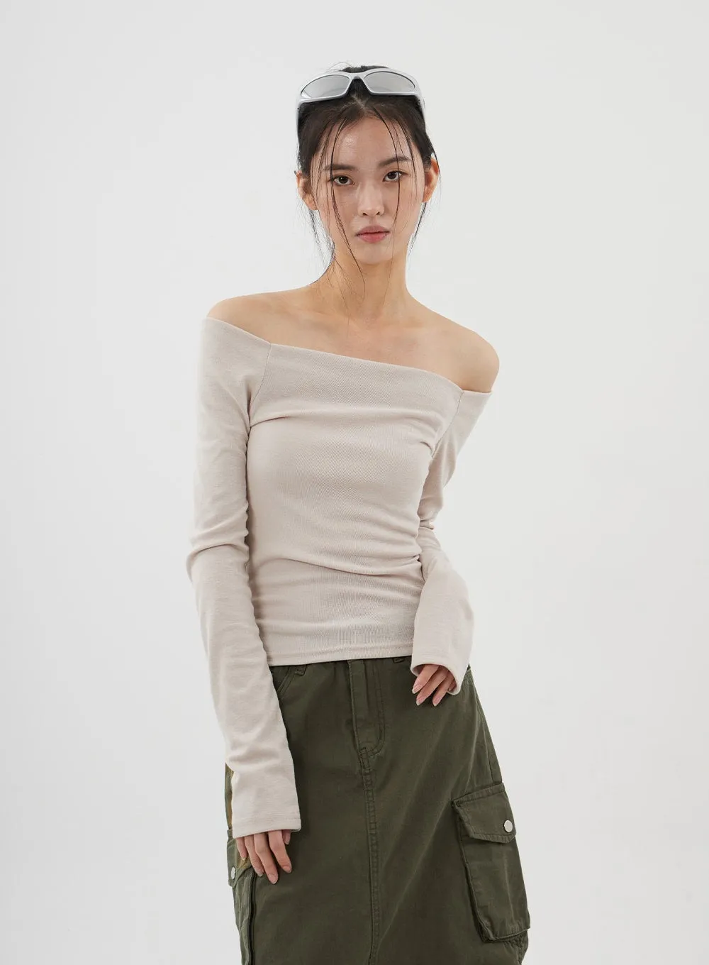 Off-Shoulder Long Sleeve Top CJ309