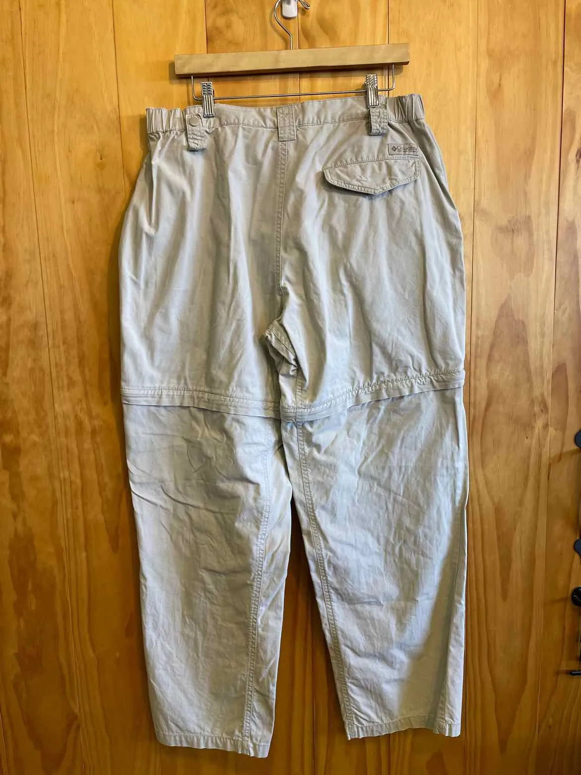 Size 36 Columbia Men's Zip-off Hiking Pants