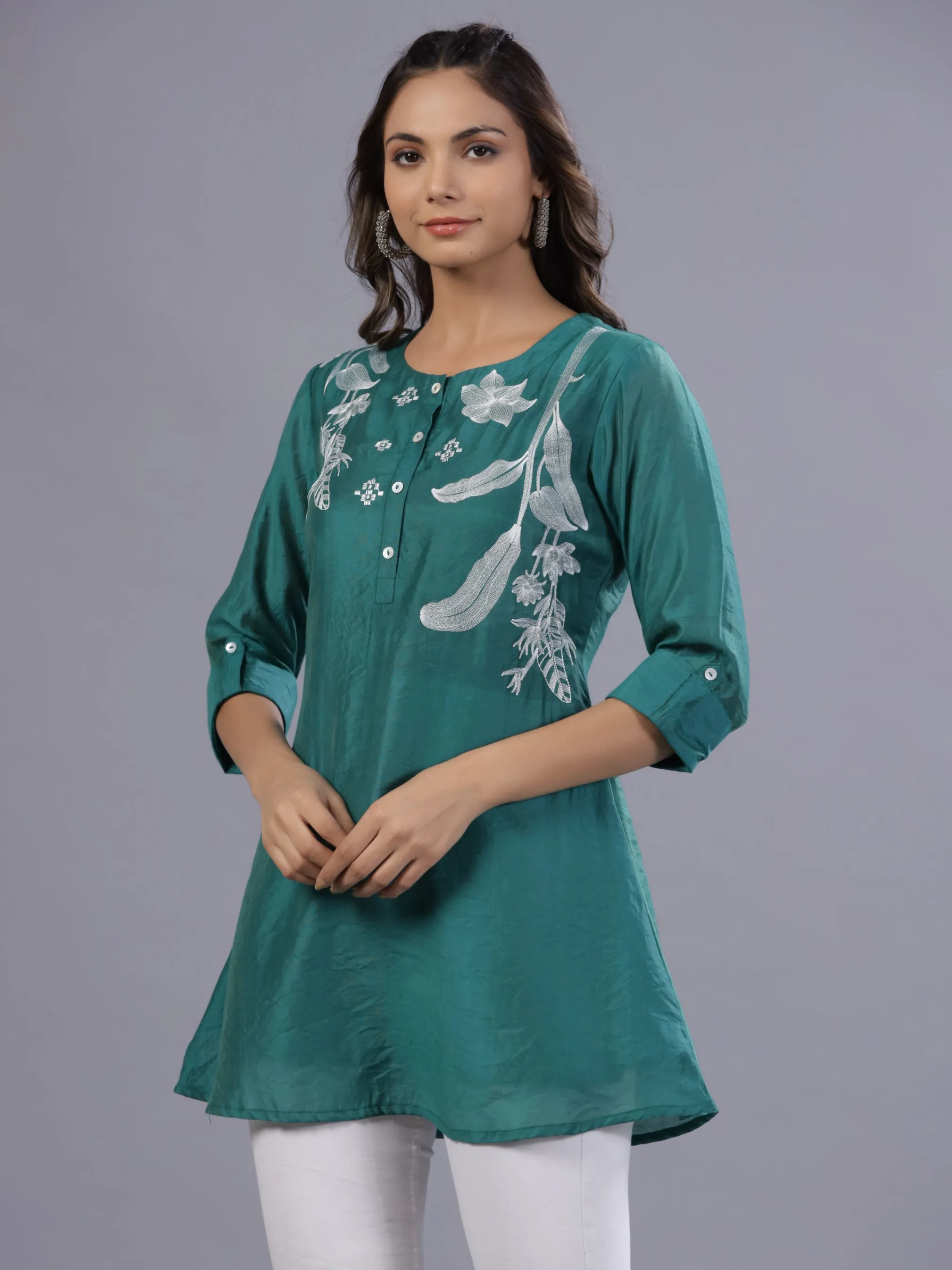 Women Green Chanderi Embroidered A-Line Tunic