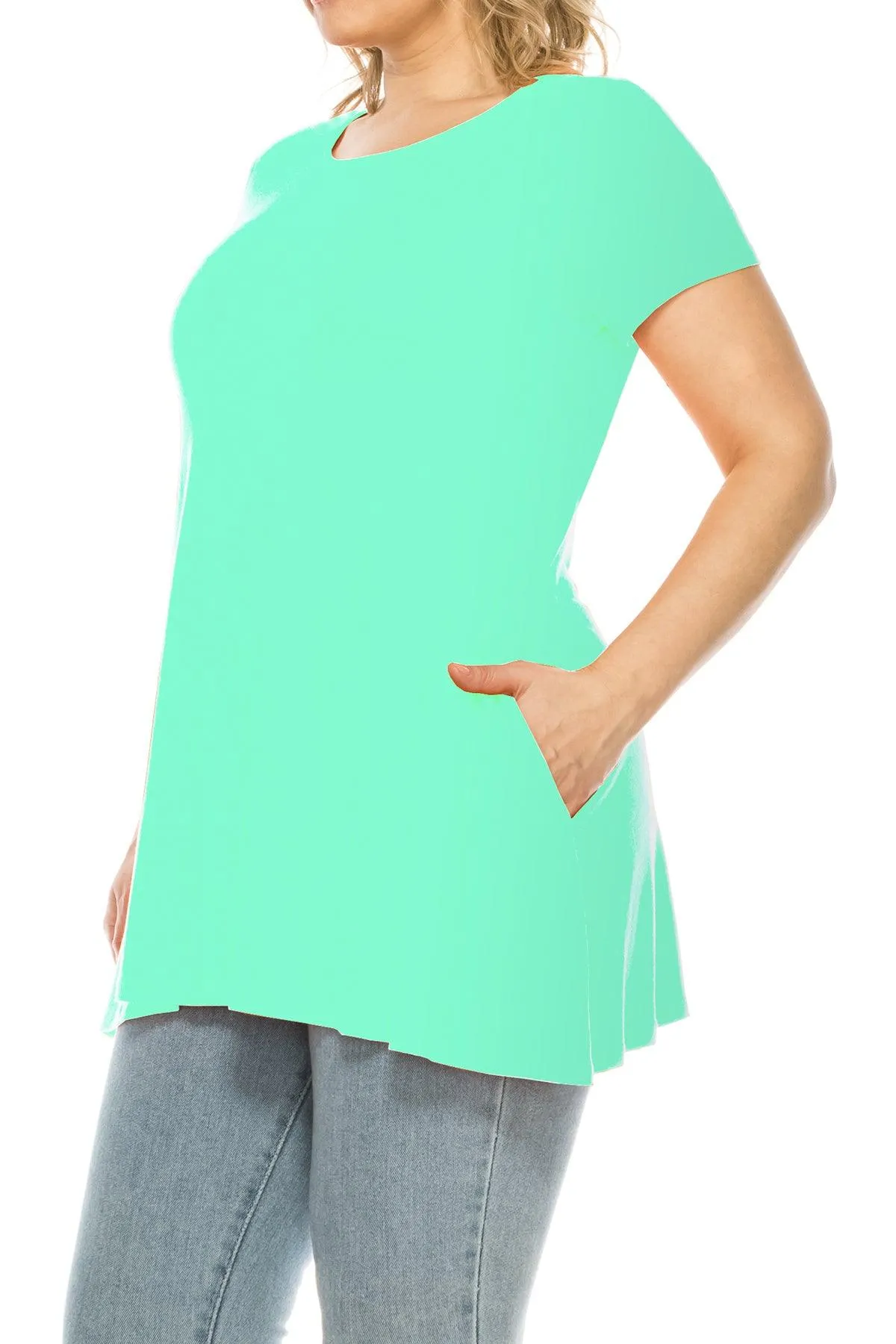 Women's Plus Size Casual Solid Short Sleeve Round Neck Tunic Tops with Side Pockets