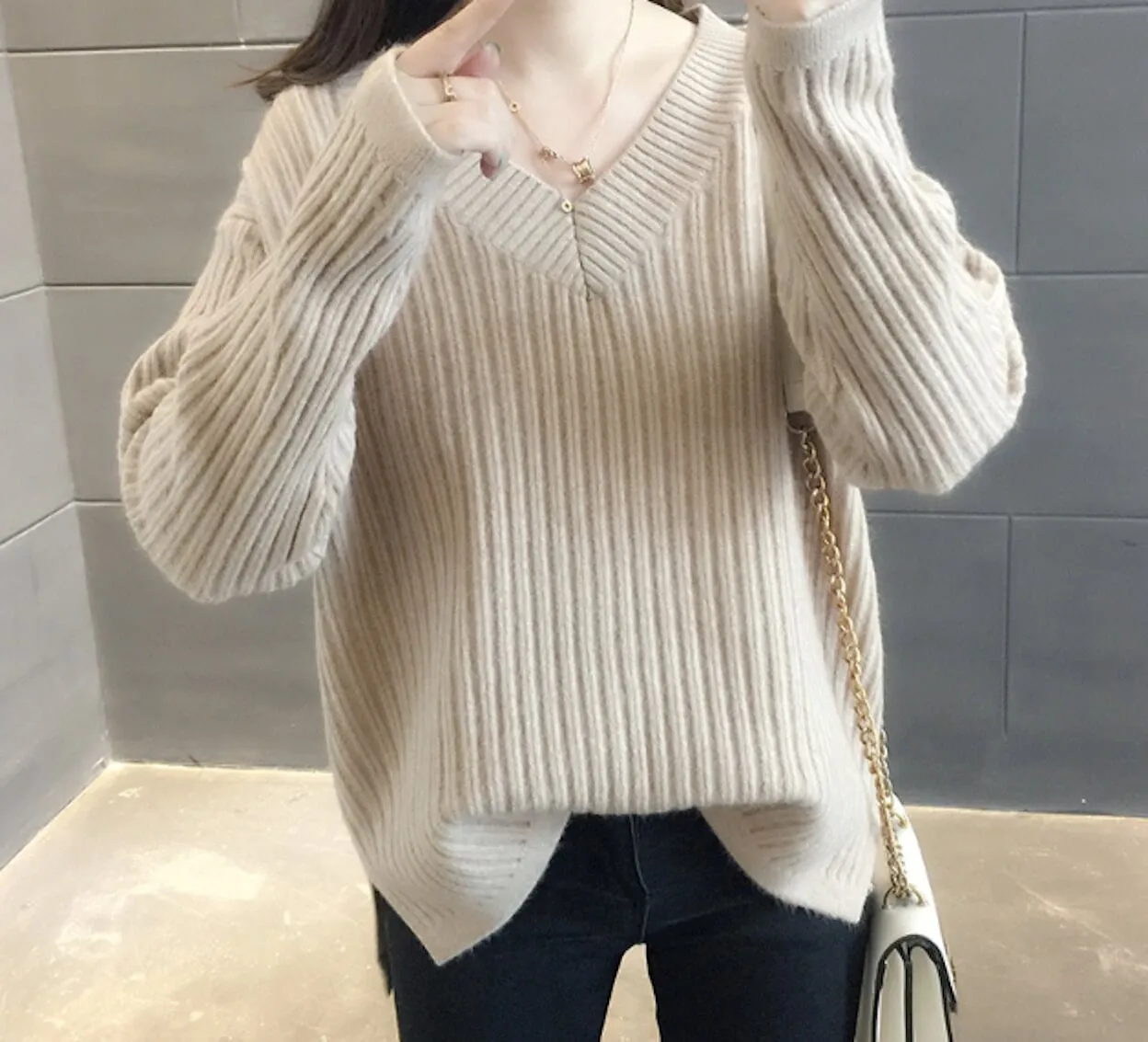 Womens V Neck Rib Knit Sweater