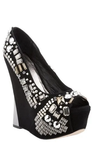 Zigi Zaya Studded Wedge in Black